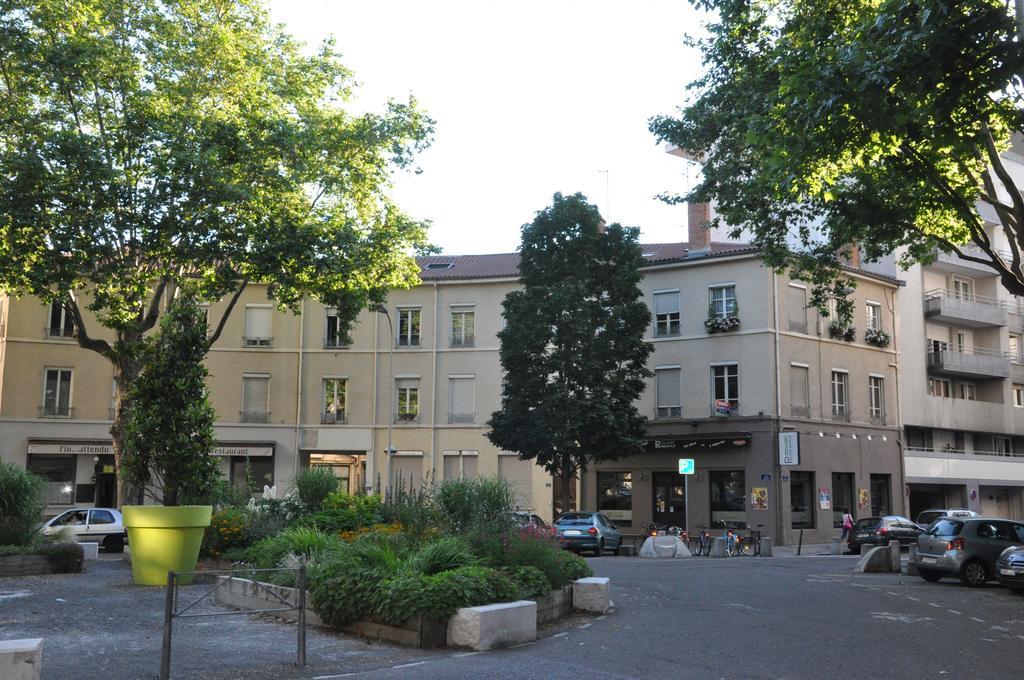Les Studios De La Place Ліон Екстер'єр фото